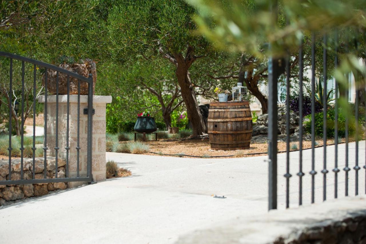 Villa Franka With Swimming Pool Μπολ Εξωτερικό φωτογραφία